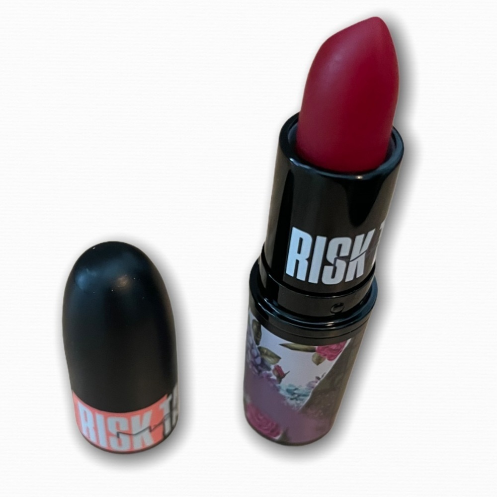 NEW MAC Cosmetics Risk Taker Ruby Woo Red Lipstick
